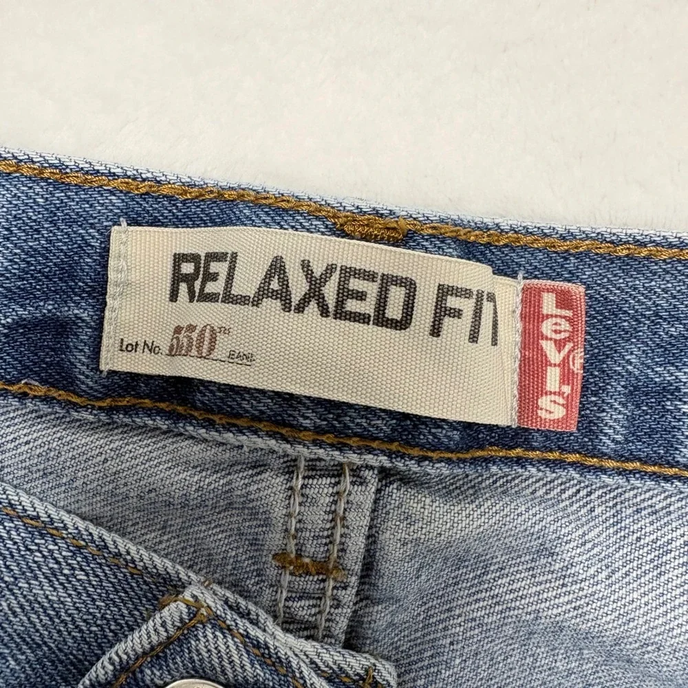 Levis 550 Relaxed Fit Tapered‎ Leg Jeans Mens 44x29 Light Wash Blue Denim